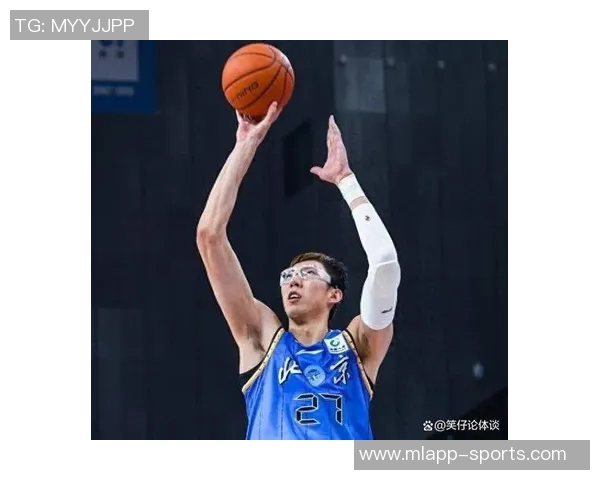 周琦关键时刻失误成败笔全场仅获8分12板2助助攻表现令人失望