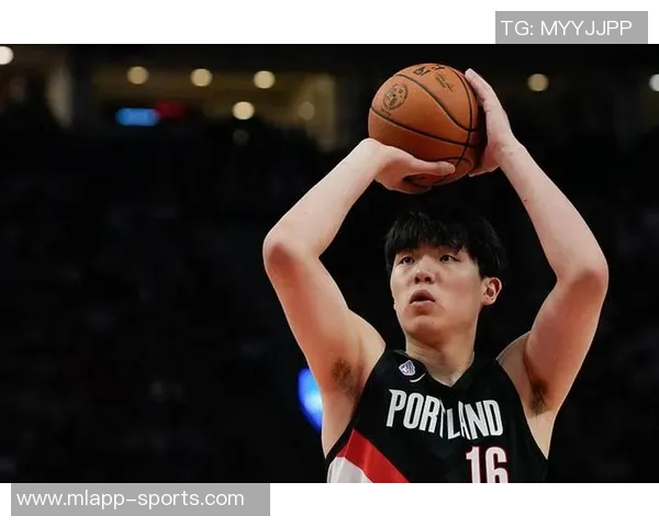 杨瀚森新秀赛备受瞩目关注度虽高命中率却仅286