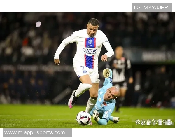 姆巴佩闪耀全场梅开二度展现超强实力四射门四次过人助攻三次关键传球 姆巴佩闪耀全场梅开二度展现超强实力四射门四次过人助攻三次关键传球