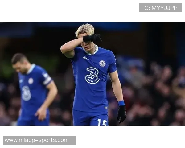 切尔西寻求超6000万镑赞助穆德里克继续单独训练